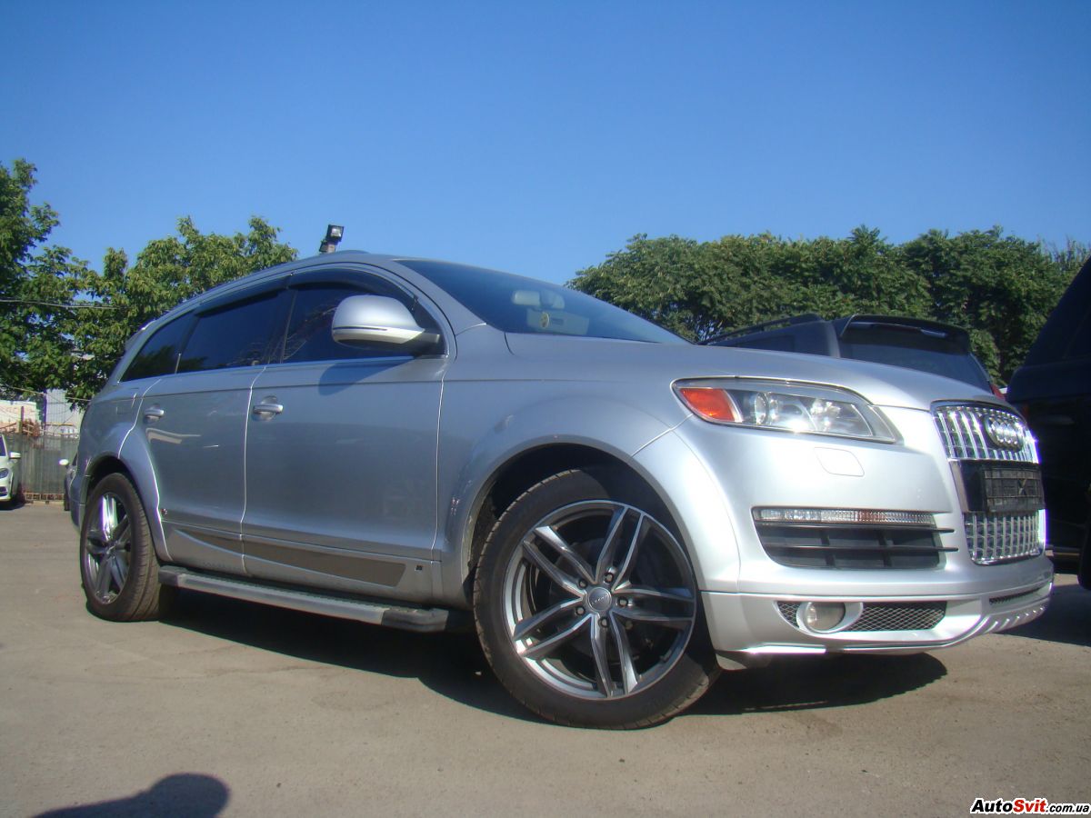 Audi Q7 BOSE